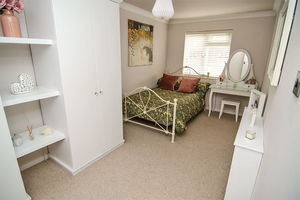 Photo 32- click for photo gallery